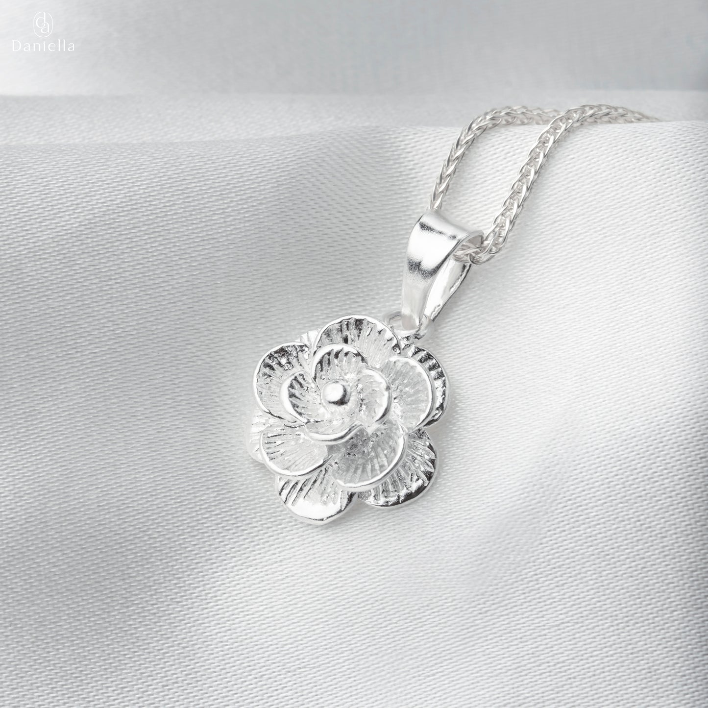 Sterling Silver 925 Rosetta Blossom Pendant (Silver Necklace Included)