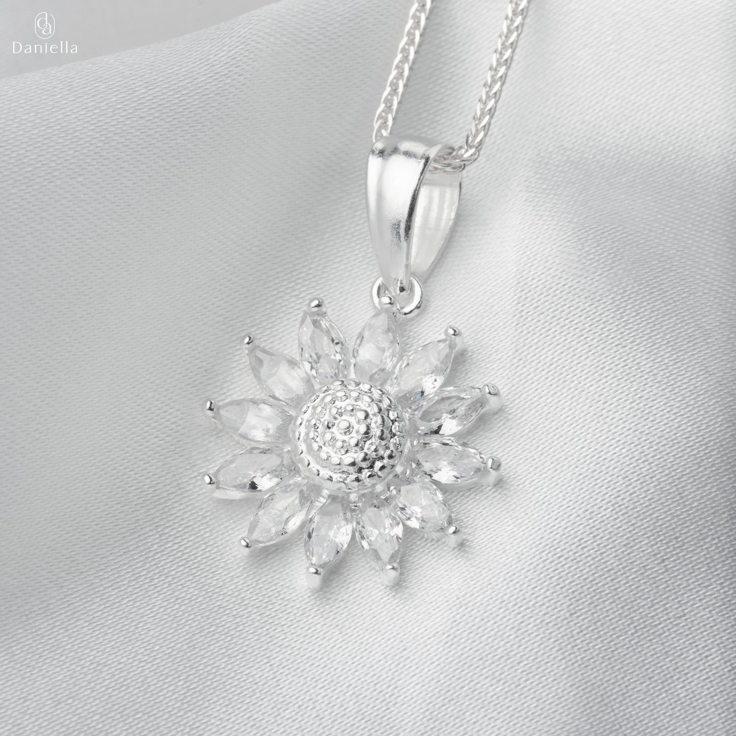 Sterling Silver 925 Chrysanthemum Blossom Pendant (Silver Necklace Included)