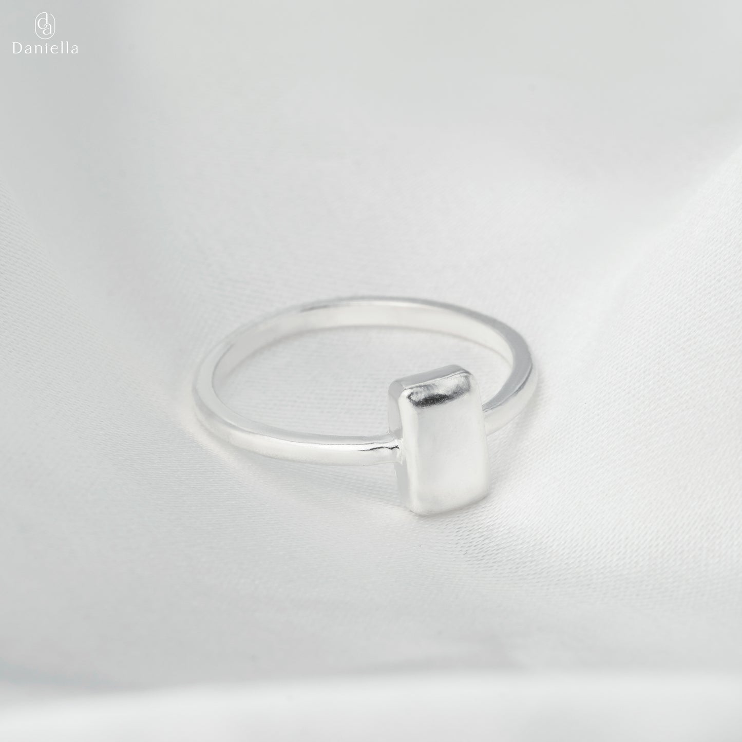 Sterling Silver 925 Linear Elegance Ring