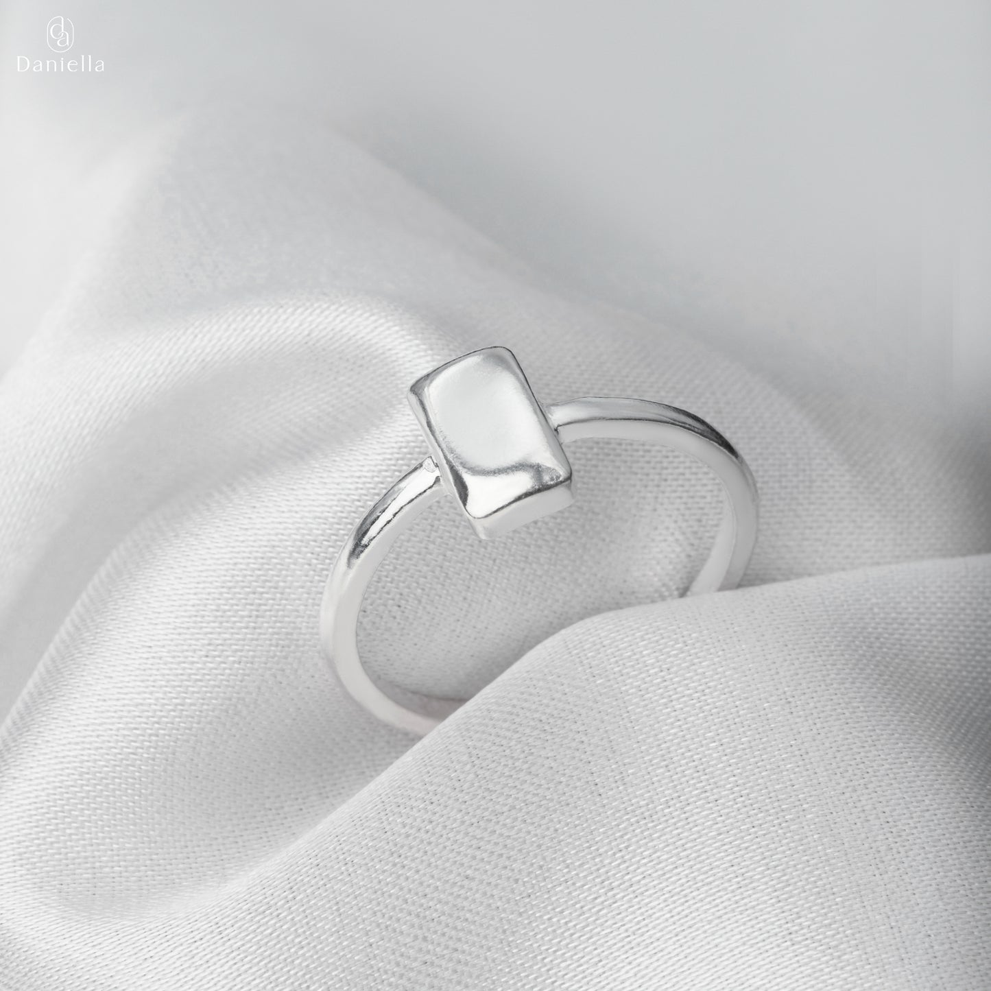 Sterling Silver 925 Linear Elegance Ring