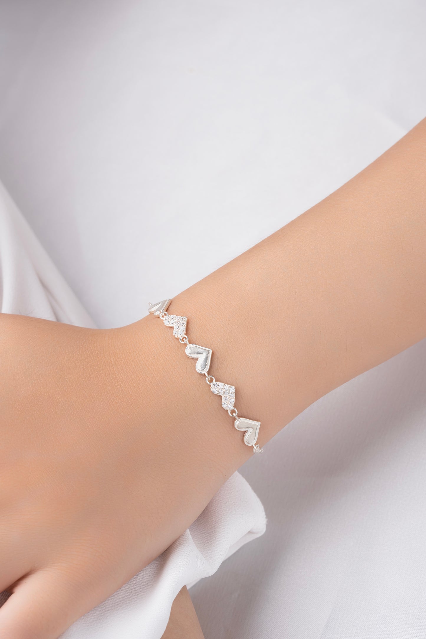 Sterling Silver 925 Heart’s Embrace Bracelet