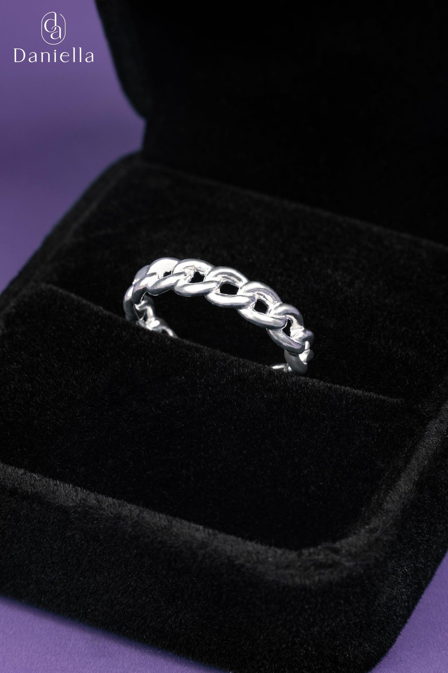 Sterling Silver 925 Shimmer Chain Ring