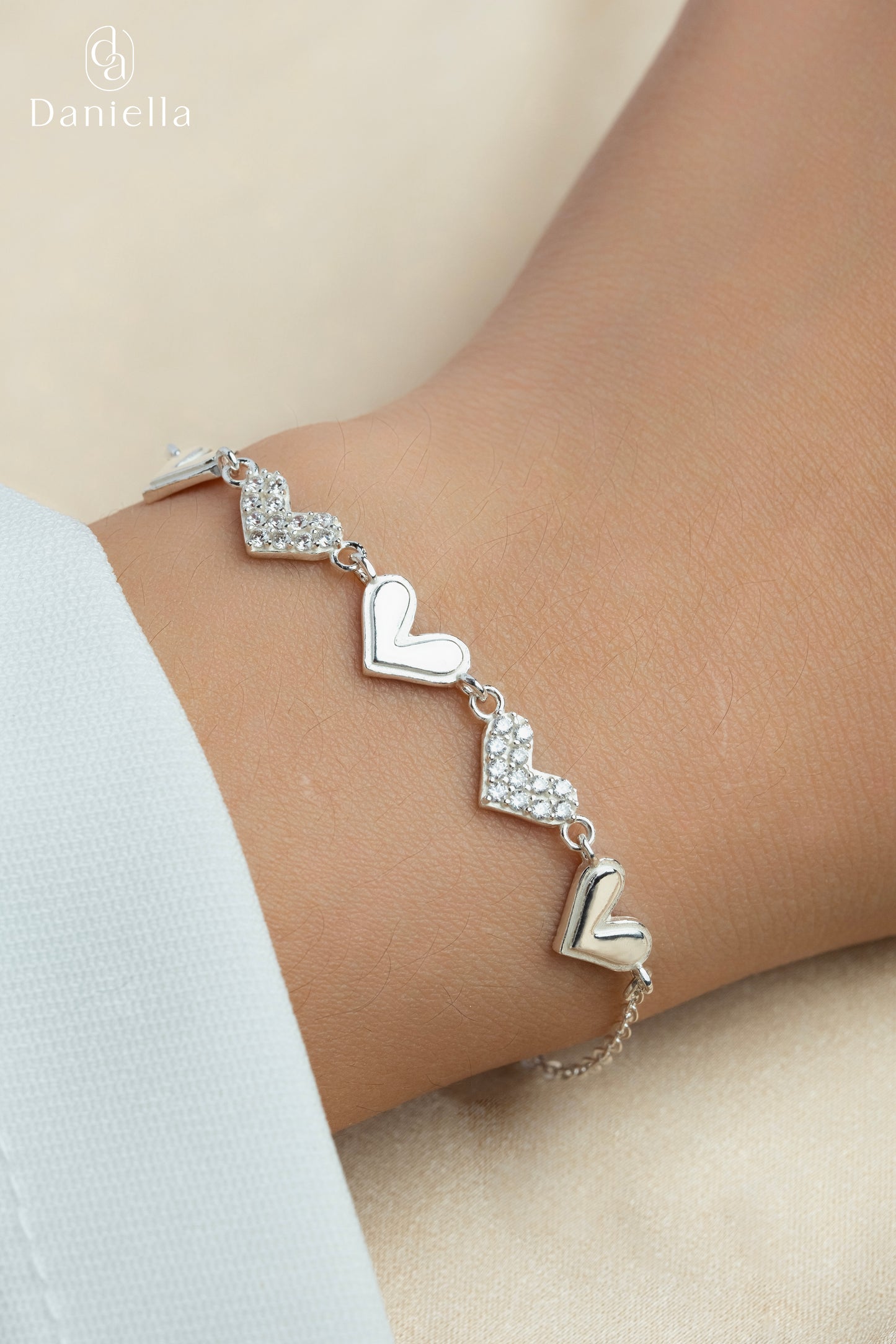 Sterling Silver 925 Heart’s Embrace Bracelet