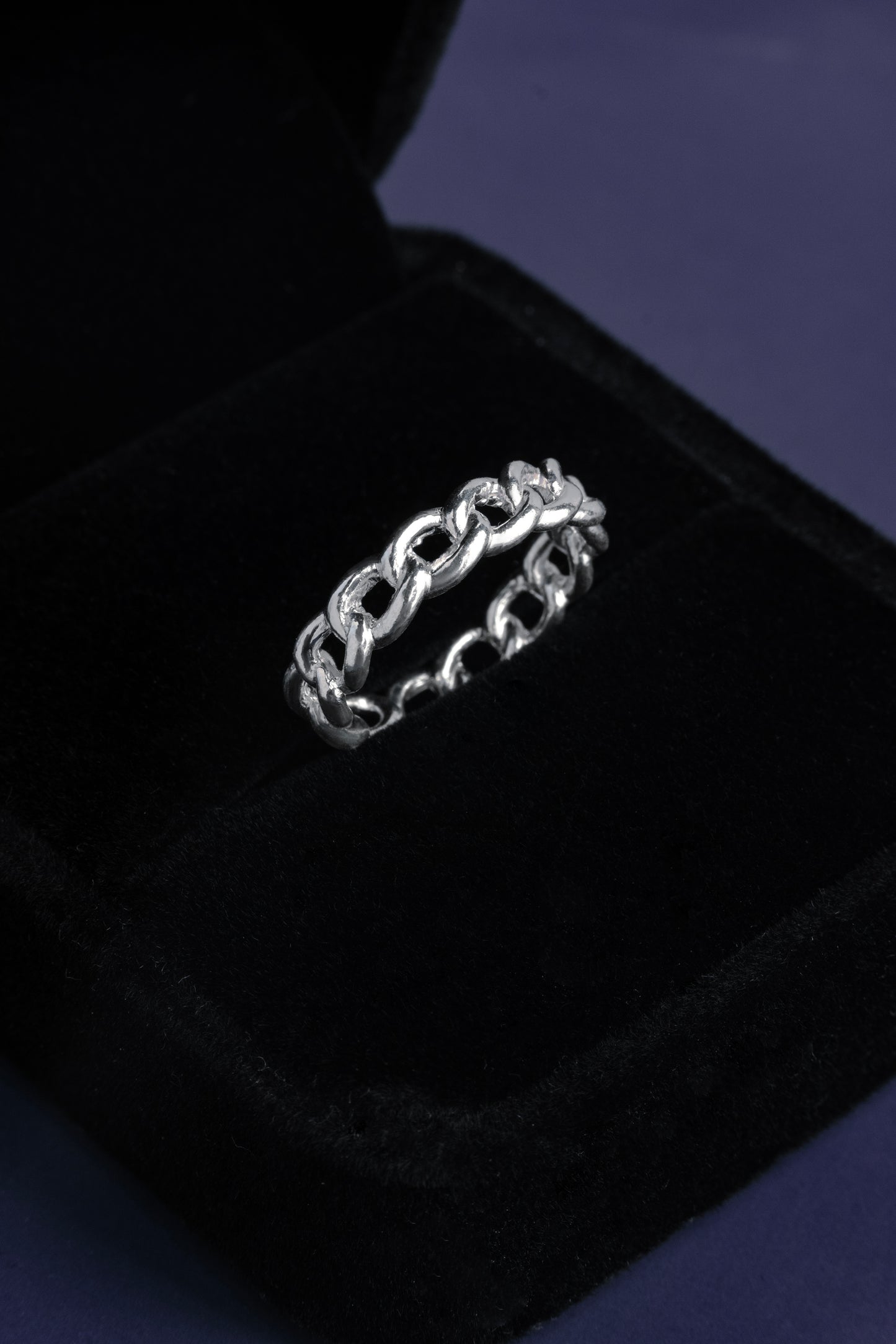 Sterling Silver 925 Shimmer Chain Ring